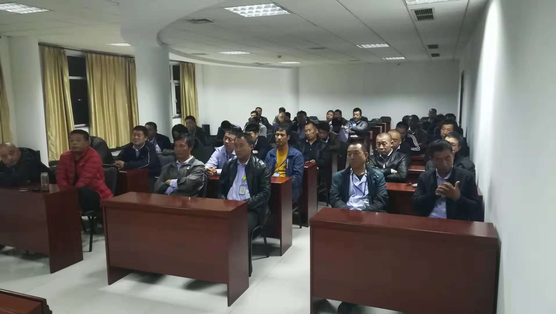 85187734.jpg 85187734.jpg